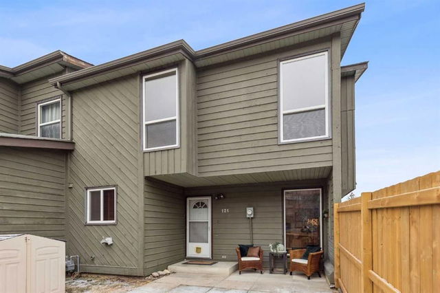 121 - 420 Grier Avenue