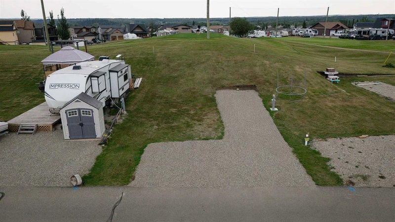 6122 - 25054 South Pine Lake Road, Rural Red Deer County, T0M 1R0 | Image 2