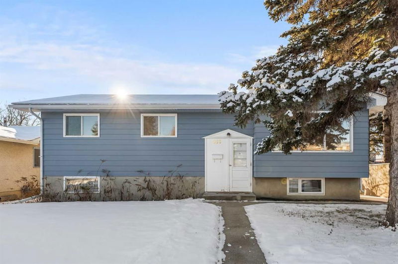 823 Sabrina Road SW, Calgary, Alberta (MLS A2186240)