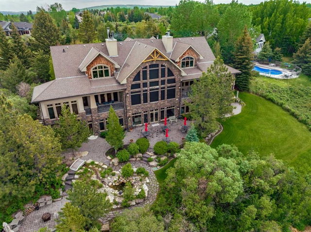 32 Wolfwillow Ridge
