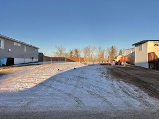 208 Grey Crescent