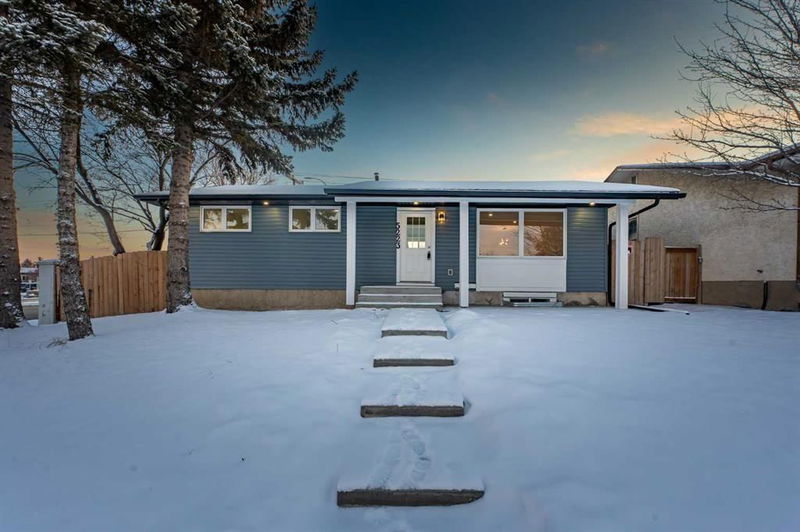 5223 Rundlehorn Drive NE, Calgary, Alberta (MLS A2187108)