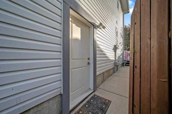 Listing Image 38