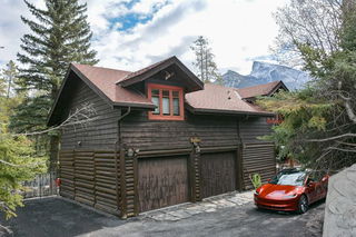 128 Kootenay Avenue
