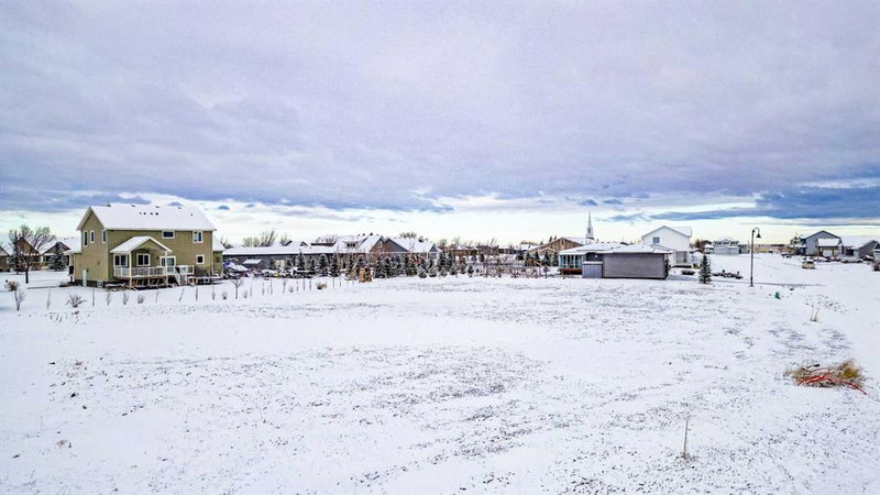 46 Pebblecreek Cove, Raymond, T0K 2S0 | Image 2