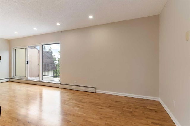 301 - 332 Cedar Crescent