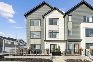 3957 Quesnay Wood Drive