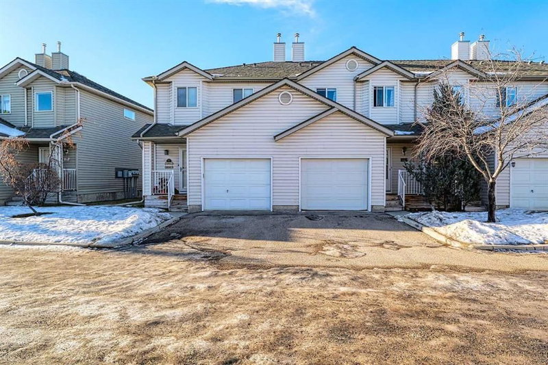 13 Mt Aberdeen Manor SE, Calgary, T2Z 3N8 | Image 3