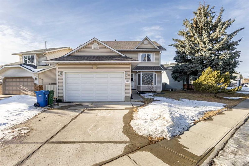 132 Scenic Cove Circle NW, Calgary, T3L 1M9 | Image 2