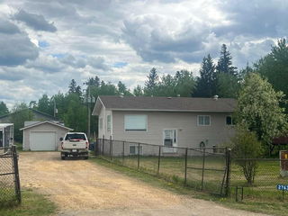 2763 Neewatin Drive