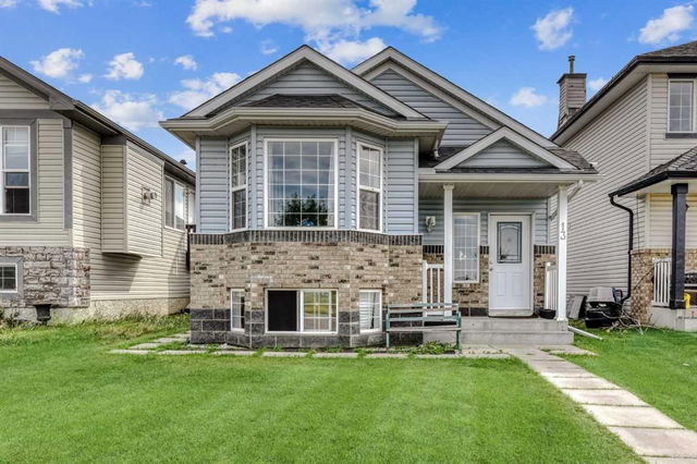 13 Saddlemont Grove
