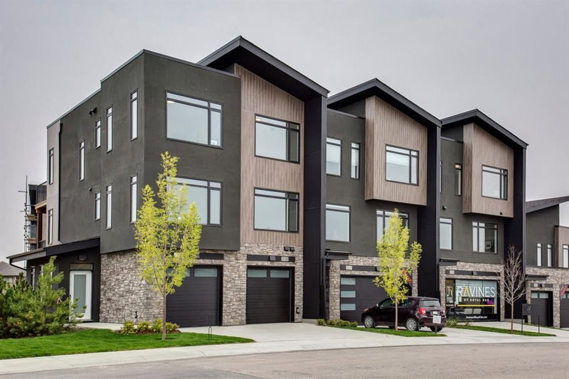 259 Royal Elm Road NW, Calgary, T3G 0G8 | Image 3