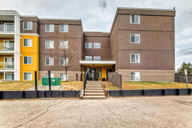 212 - 4455A Greenview Drive