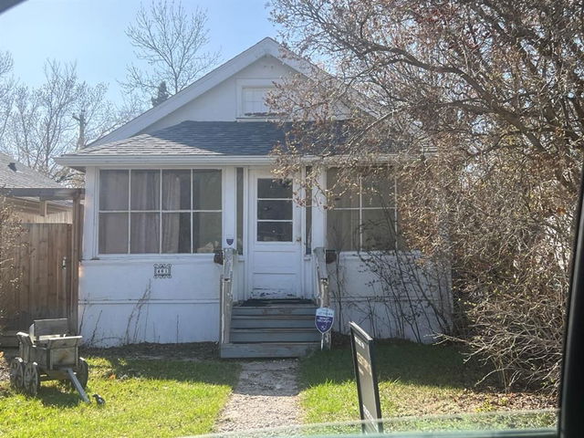 461 5 Street