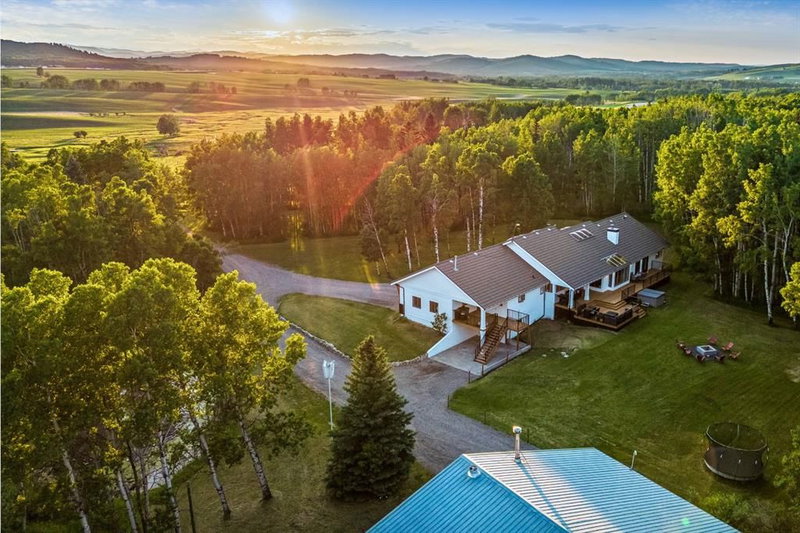 338172 224 Street W, Rural Foothills County, T0L 1K0 | Image 2