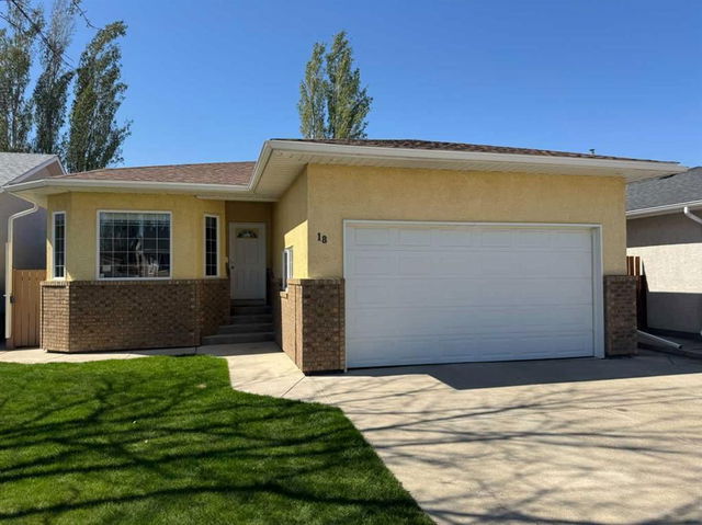 18 Cougar Crescent
