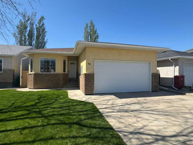 18 Cougar Crescent