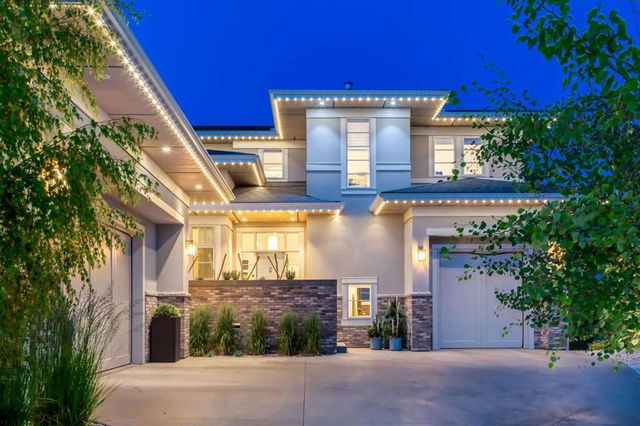 144 Glyde Park