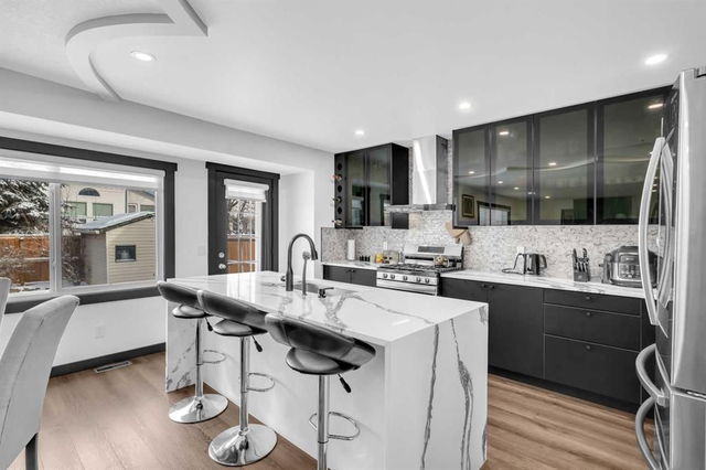 51 Douglas Woods Hill