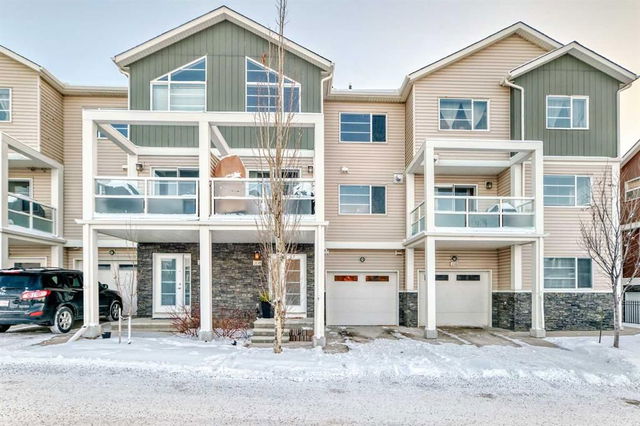 208 Redstone View