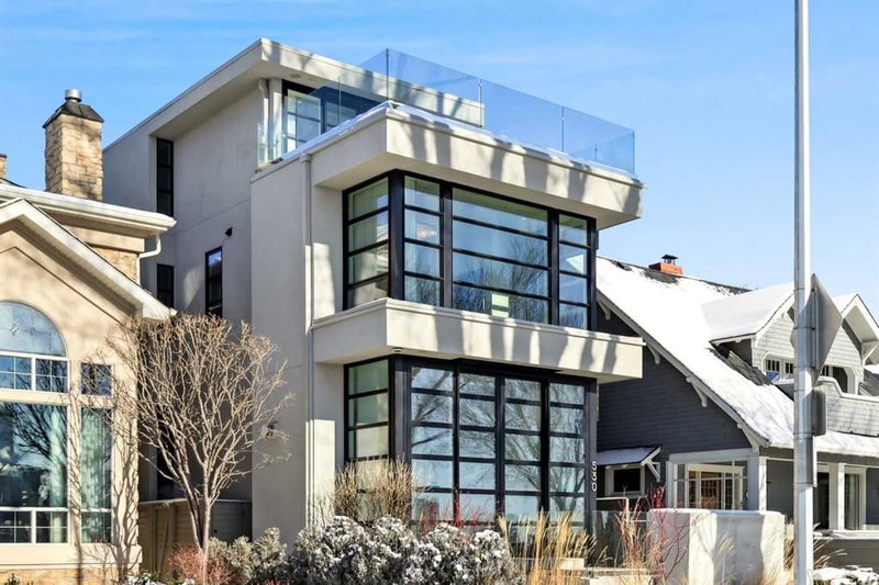 530 Crescent Road NW, Calgary, T2M 4A5 | Image 2