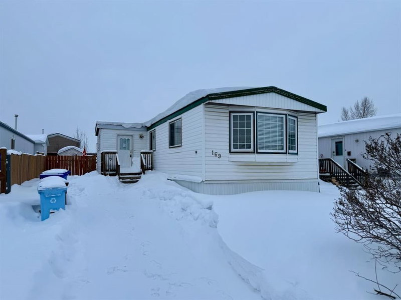 169 Clausen Crescent, Fort McMurray, T9K 2H8 | Image 2