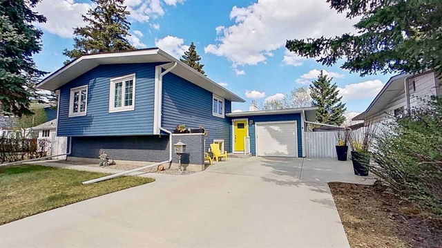 2932 Lathom Crescent