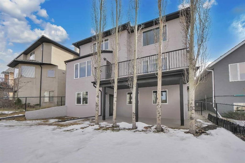 107 Royal Ridge Rise NW, Calgary AB - For Sale | HonestDoor