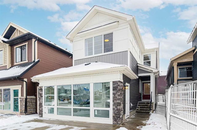 715 Buffaloberry Manor
