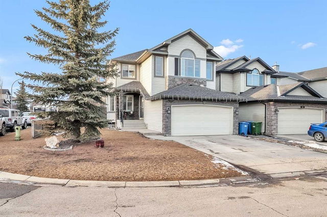 33 Kincora Landing