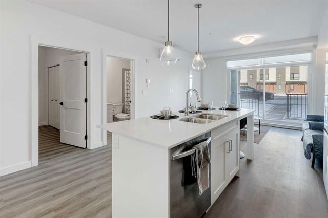1110 - 200 Seton Circle