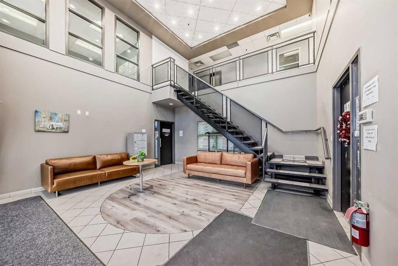 202 - 1324 36 Avenue NE, Calgary, T2E 8S1 | Image 3