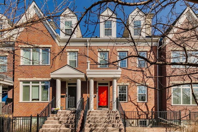 518 Garrison Square