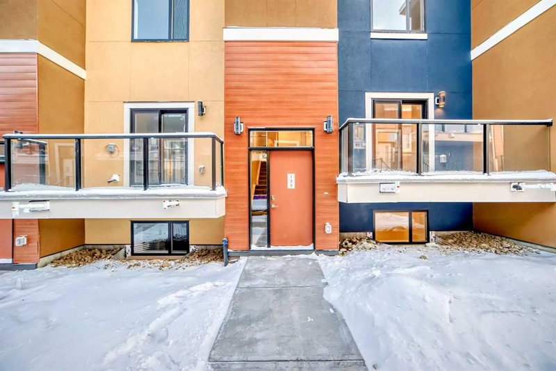 125 Sage Hill Circle NW, Calgary, T3R1V2 | Image 2