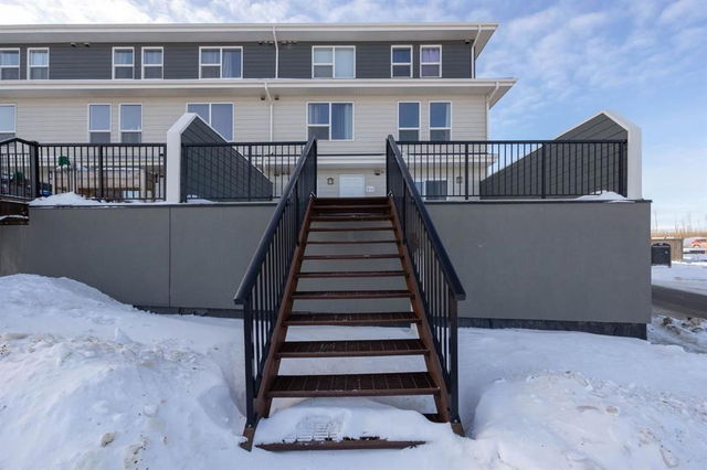 816 - 201 Abasand Drive
