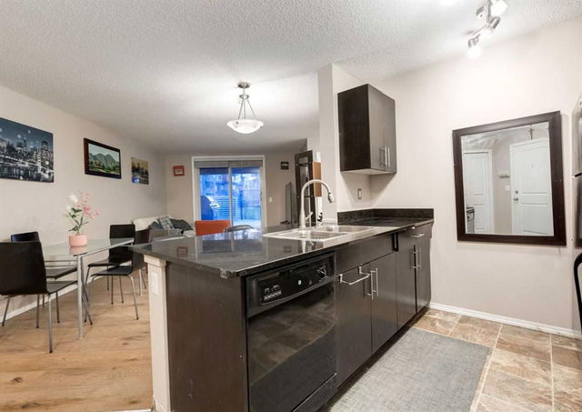 115 - 195 Kincora Glen Road