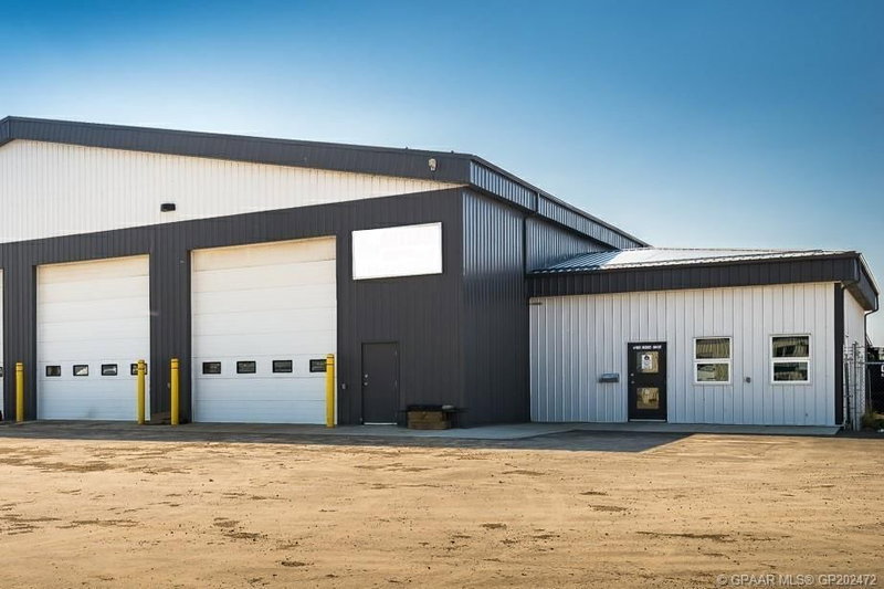 102 - 15302 94 Street, Rural Grande Prairie No. 1, County of, T8X 0L2 | Image 2