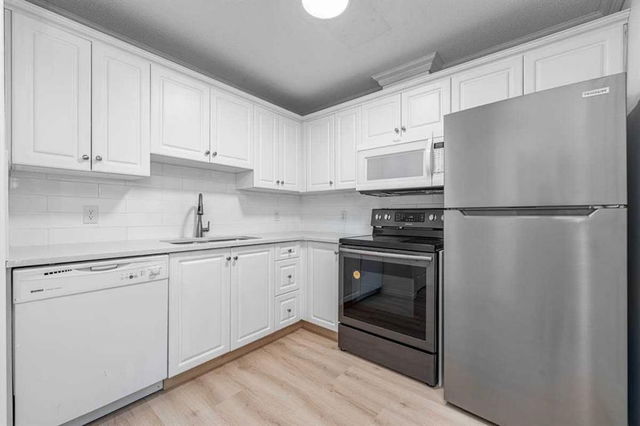 212 - 5000 somervale Court