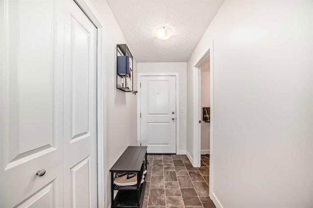 1305 - 81 Legacy Boulevard