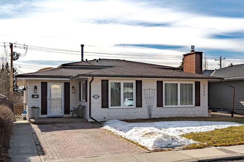 6955 Silver Springs Road NW, Calgary, Alberta