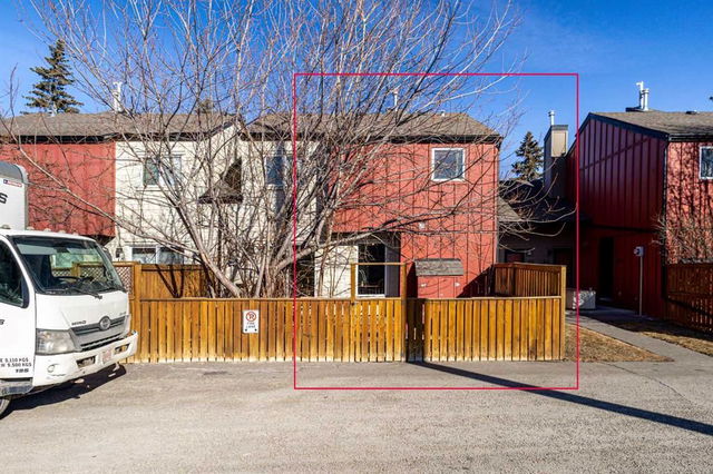 82 - 4740 Dalton Drive