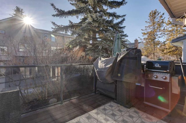 212 Coachway Lane
