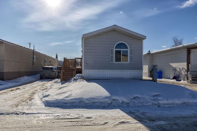 252 Grandview Crescent