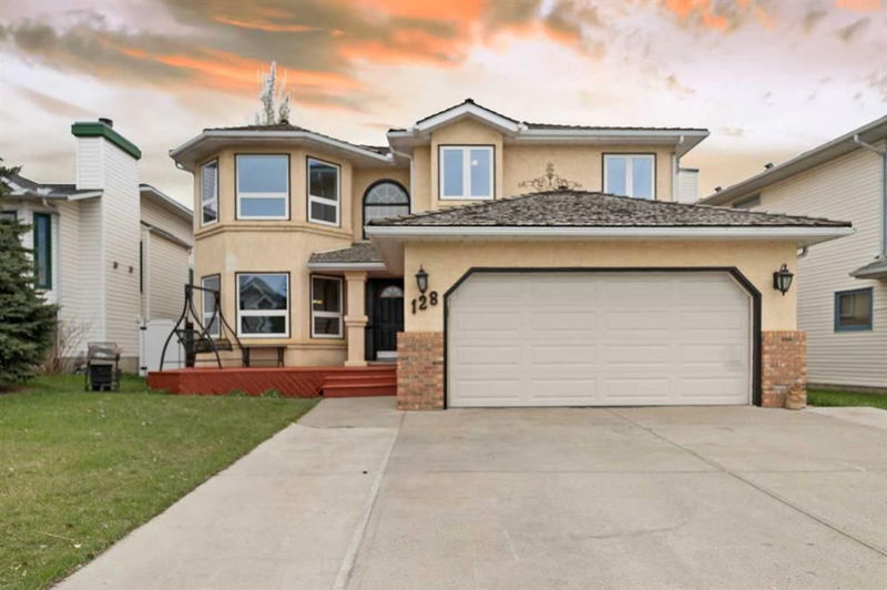 128 Harvest Hills Drive NE, Calgary, Alberta