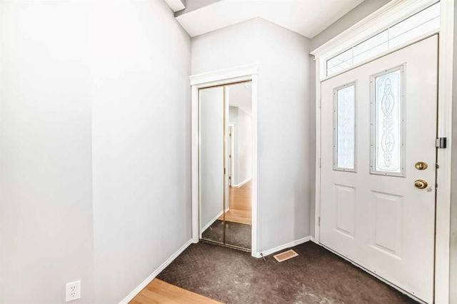 18 Coral Reef Crescent