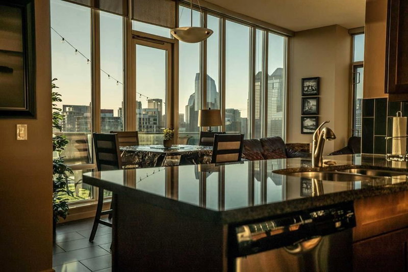 2201 - 210 15 Avenue SE, Calgary, T2G 0B5 | Image 2