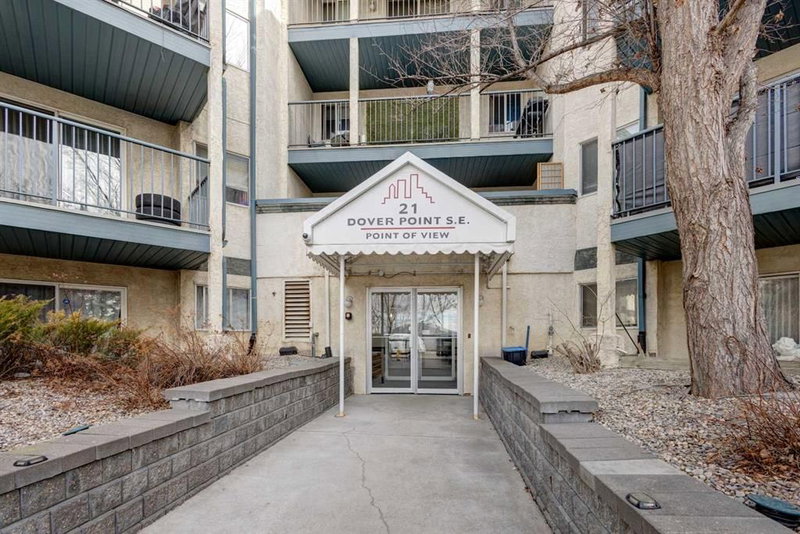 216 - 21 Dover Point SE