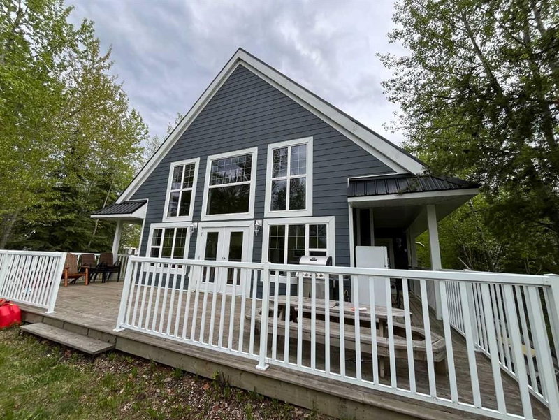 151 Peace River Avenue, Joussard, T0G 1J0 | Image 2
