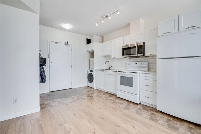 1410 - 3830 Brentwood Road NW, Calgary, T2L 2J9 | Image 3