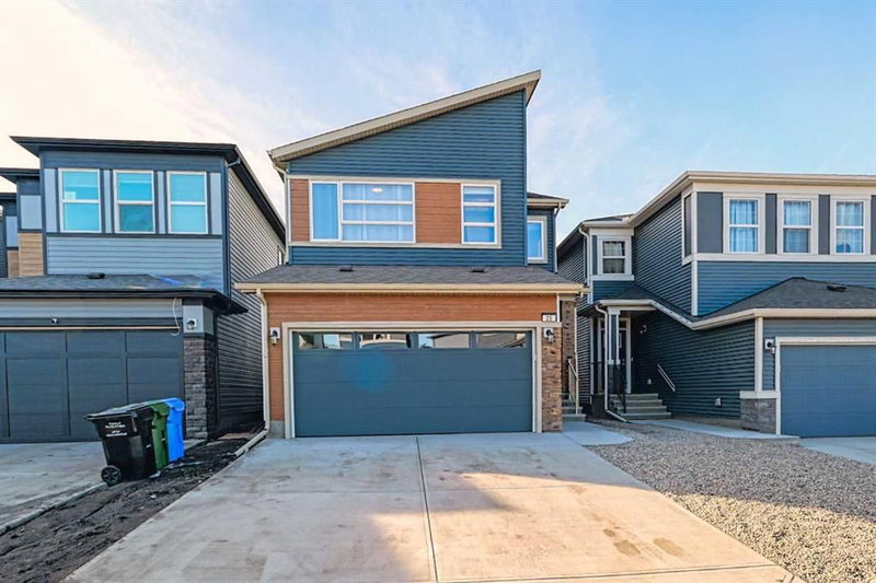 25 Belmont Green SW, Calgary, T2X 5E3 | Image 2
